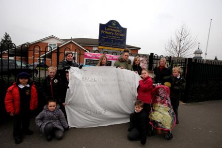 Larkswood Primary halal protest