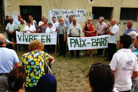 Le Barp anti-racist demonstration