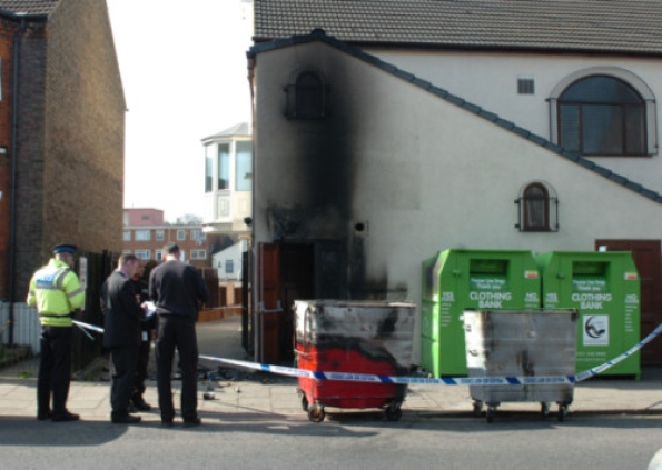 Luton mosque fire