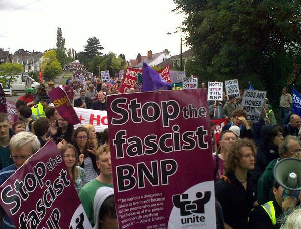 Anti-BNP Codnor protest2