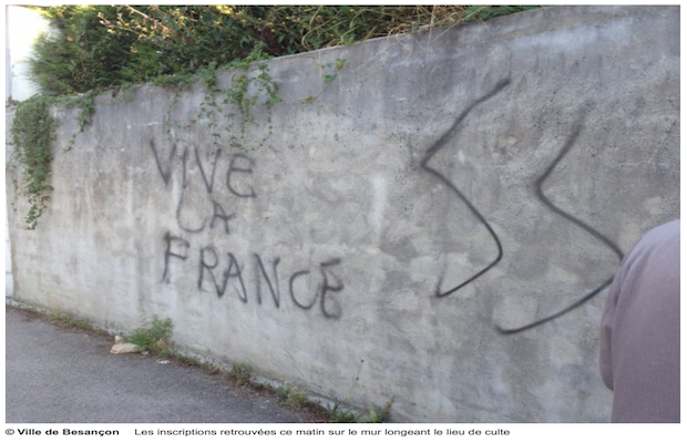 Besançon mosque graffiti August 2013