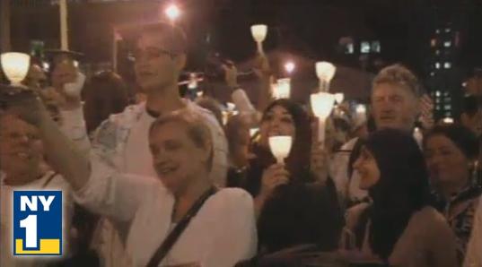 New York candlelit vigil2