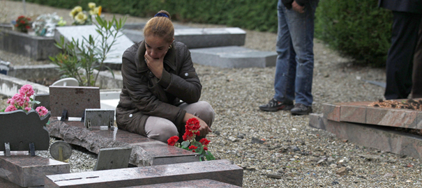 Strasbourg graves vadalised (2)