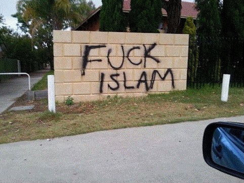 Thornlie mosque Perth graffiti
